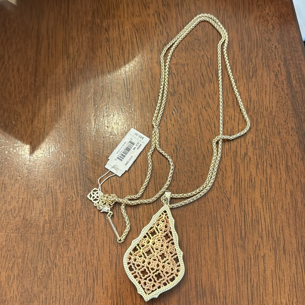 NIB Kendra Scott necklace gold and rose gold